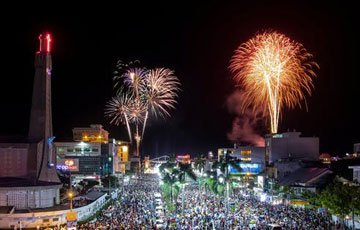 Explore Fireworks & Lighting in 